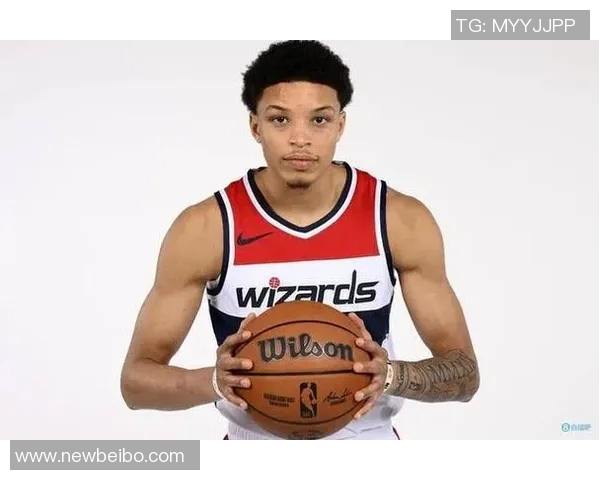 罗林斯展现巨星潜力AJ格林凭借特点成功立足NBA