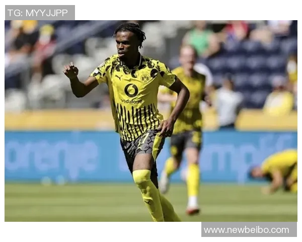 丘库埃梅卡凌空斩破门多特在第64分钟领先汉堡1-0