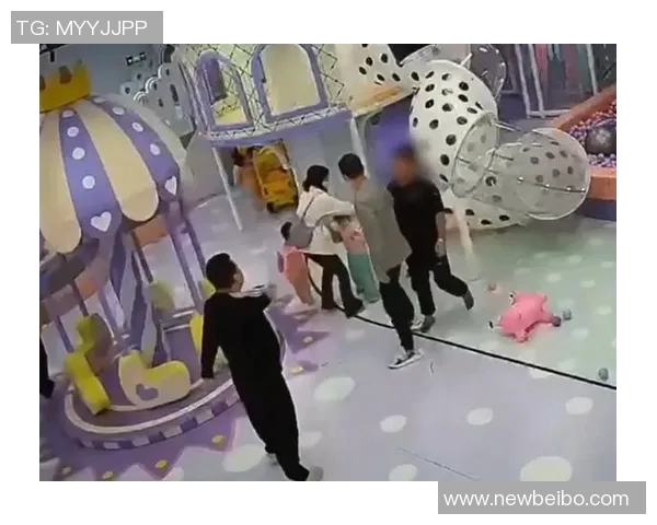 家长冲入赛场推倒小球员引发激烈冲突多方家长互殴事件曝光