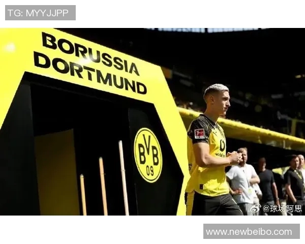 施洛特贝克2022年曾与萨利谈转会家人多为拜仁球迷