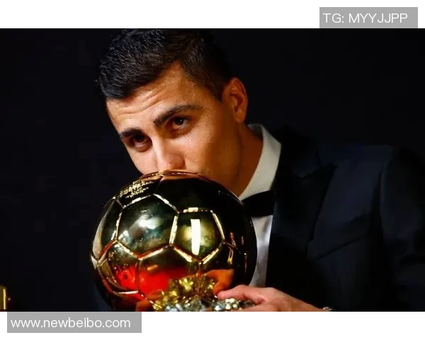 比利亚雷亚尔将在欧冠赛前隆重颁发金质奖章给罗德里